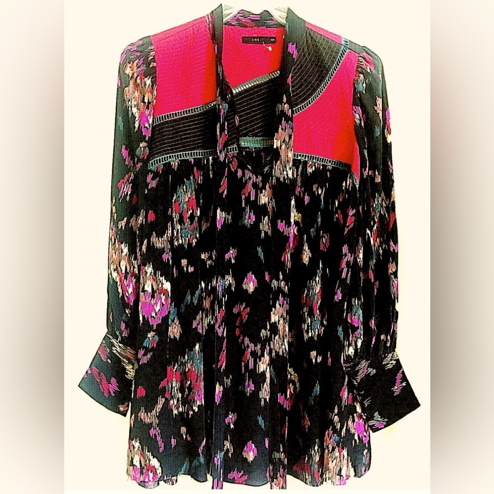 LUX Women's Floral Blouse - Black and Pink